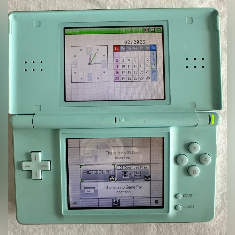 Nintendo Blue Handheld Console Dual-Screen - Picture 2 of 4